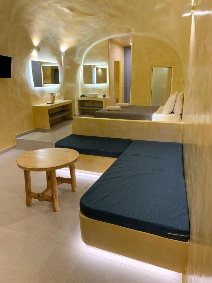 M Residence Santorini Conelia Cave Тира Экстерьер фото